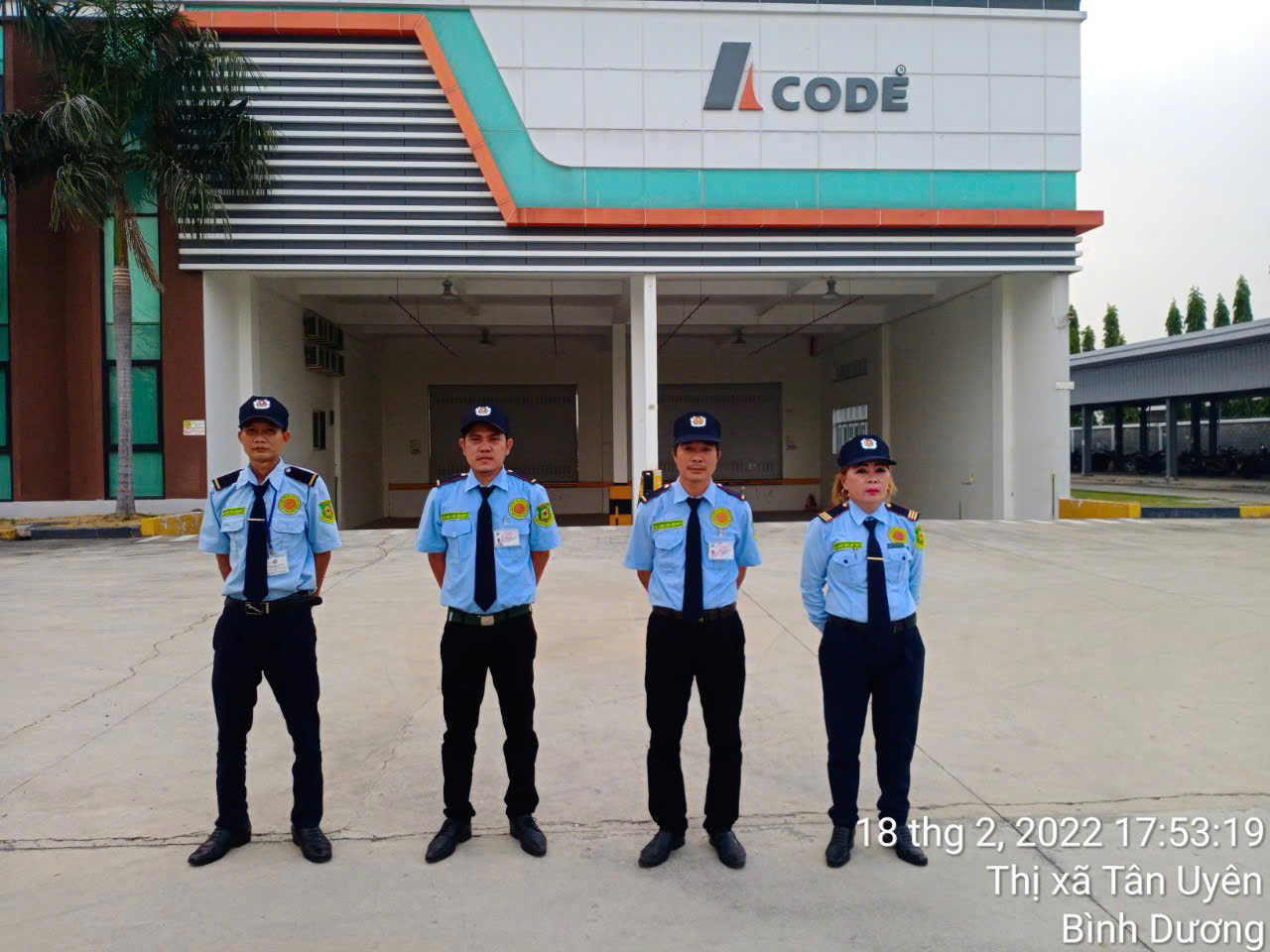 Đội bảo vệ chuyên nghiệp tại nhà máy khách hàng
