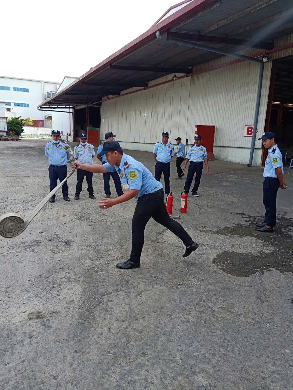 Nhân viên bảo vệ tác phong chuyên nghiệp