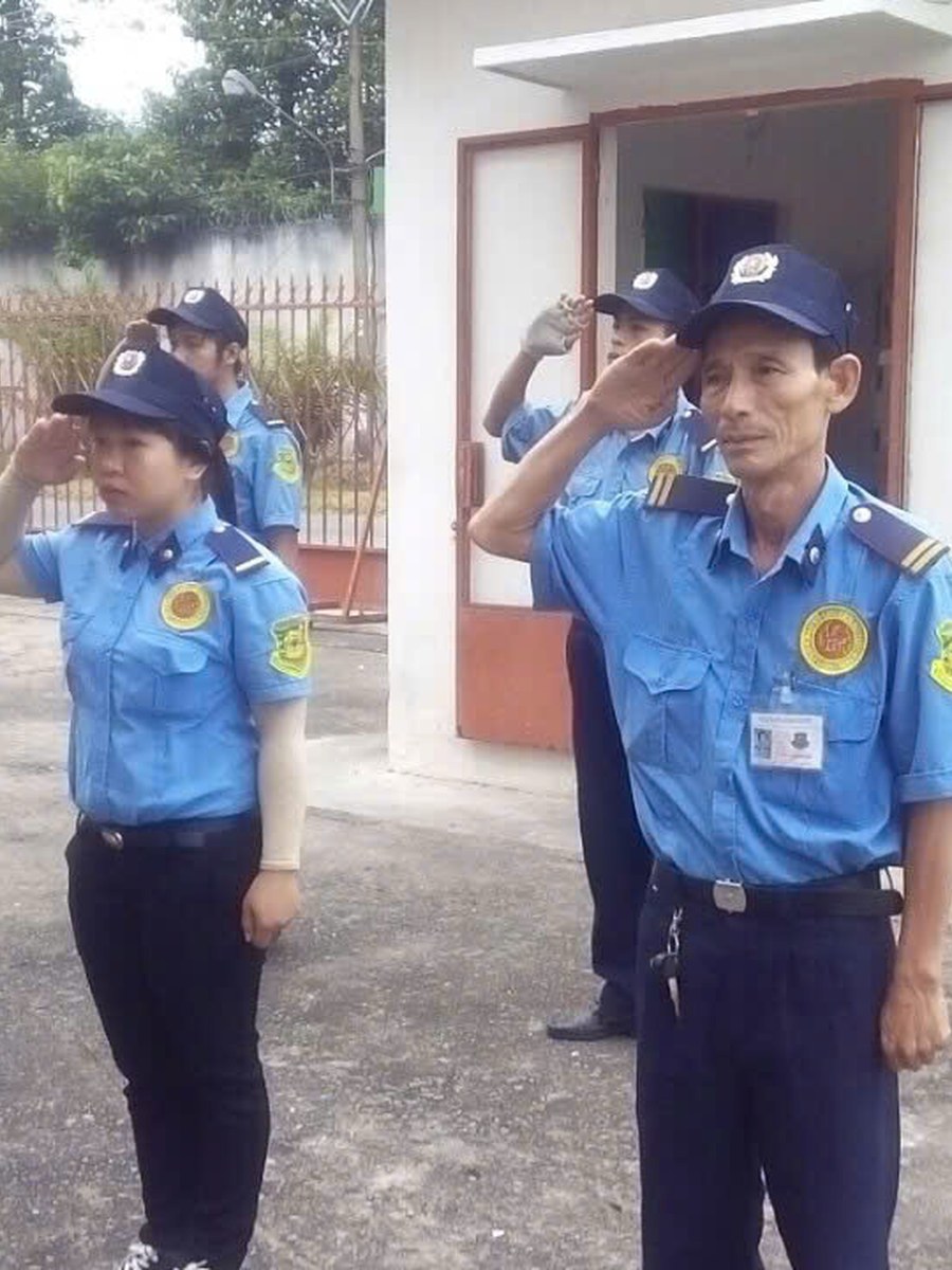 Người Bảo Vệ - Nghề Của Sự Tận Tâm Và Trách Nhiệm
